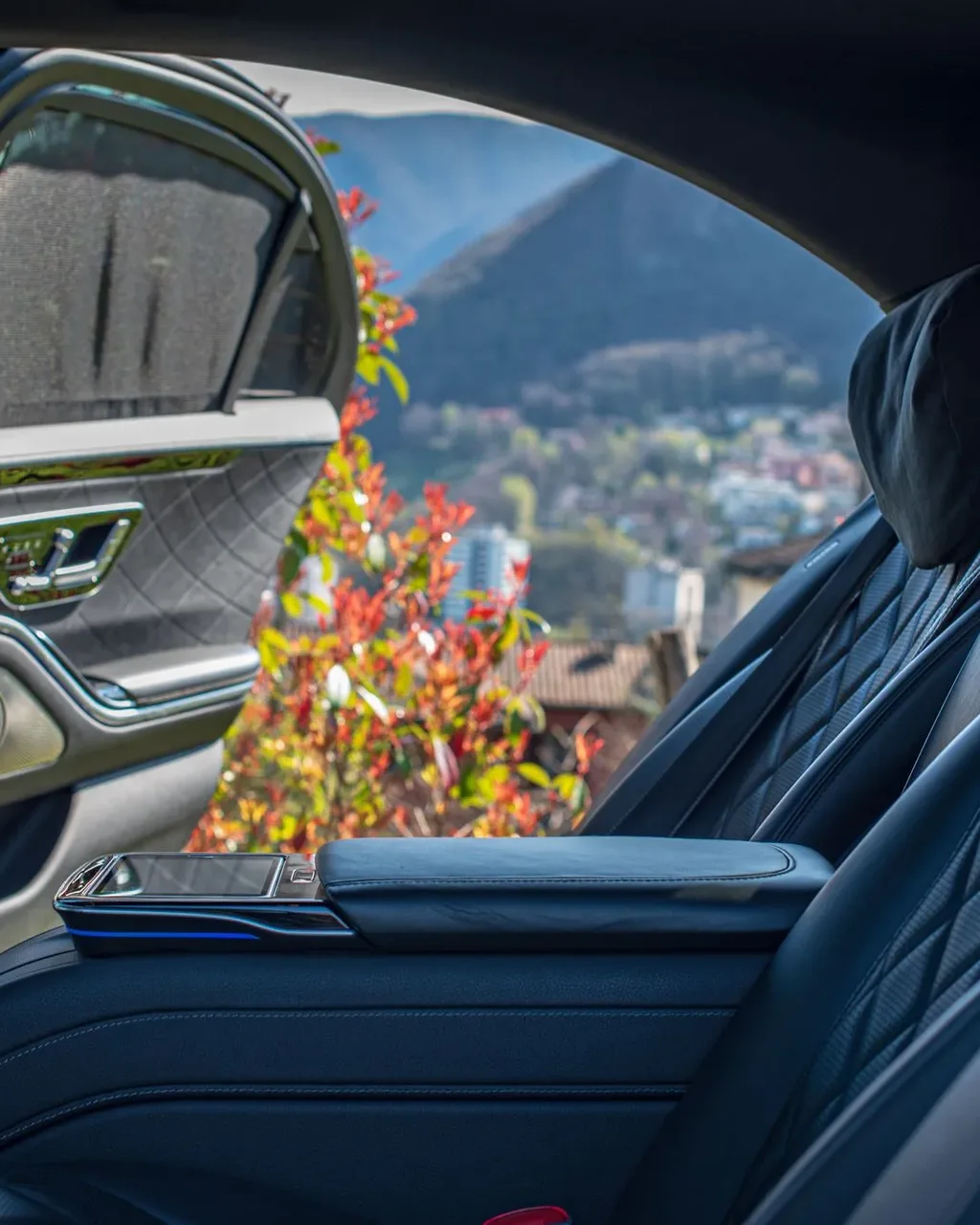 Interni della Mercedes Classe S di OK Taxi Lugano